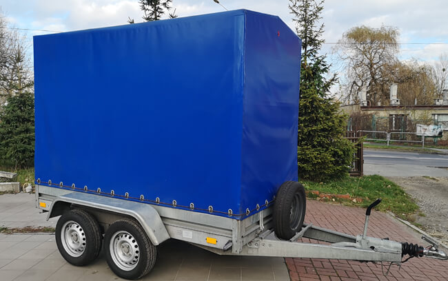 Przyczepa zamknięta nr 8